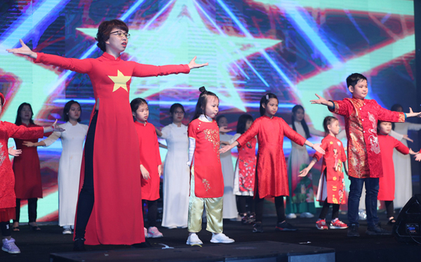 Khai mạc giải VnExpress Marathon Huế 2020 